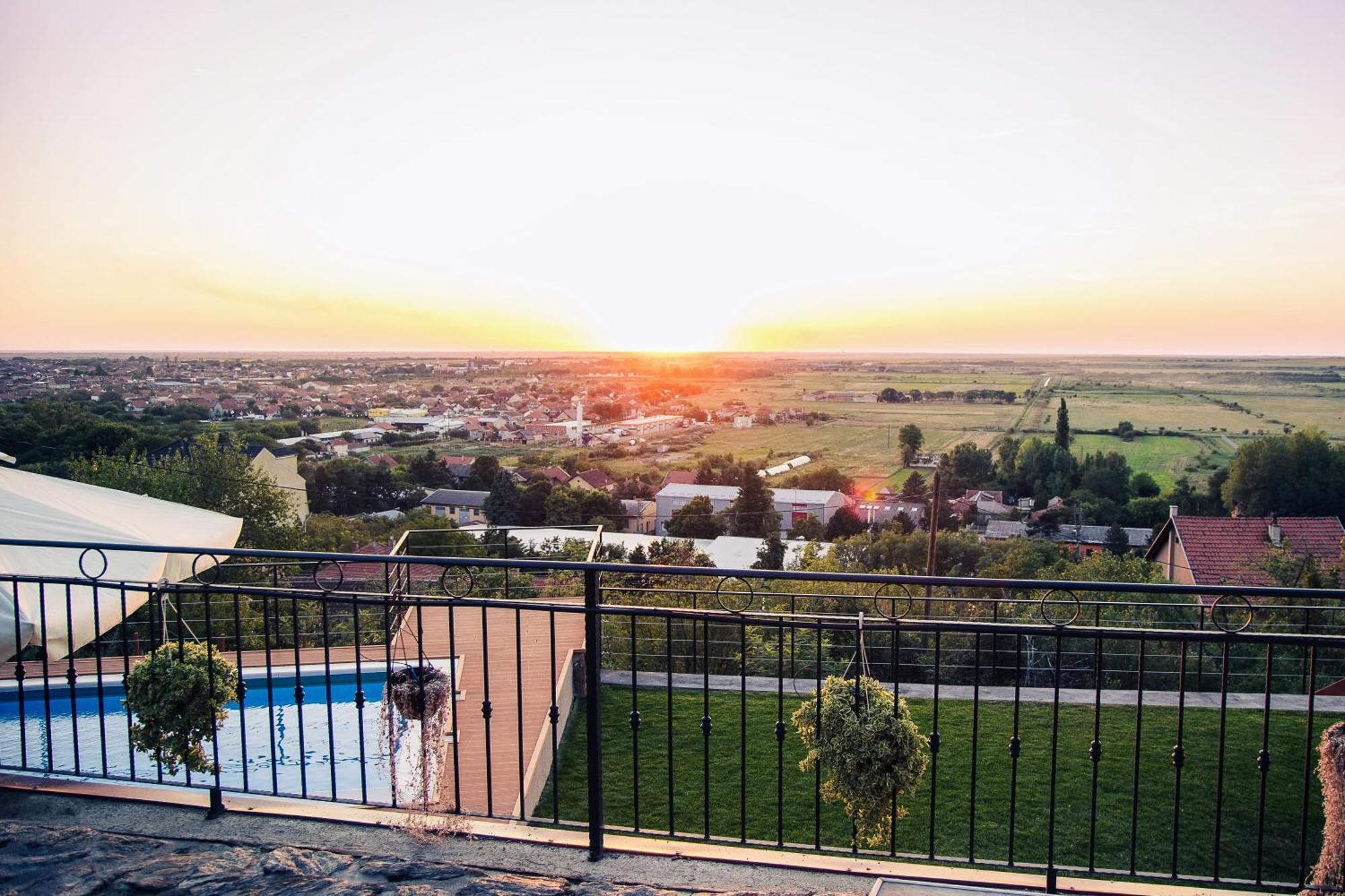 Sunset Home Vrsac Eksteriør billede